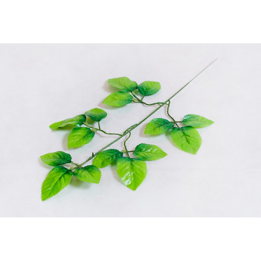 В2004 ВЕТКА ЯБЛОНИ 15 ЛИСТЬЕВ  48 СМ. 12 ШТ В УП.